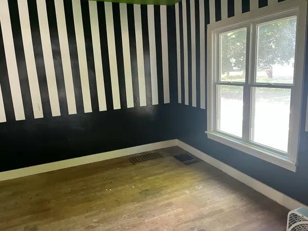 $255,000 | 432 South Lincoln Street, Portland, MI 48875