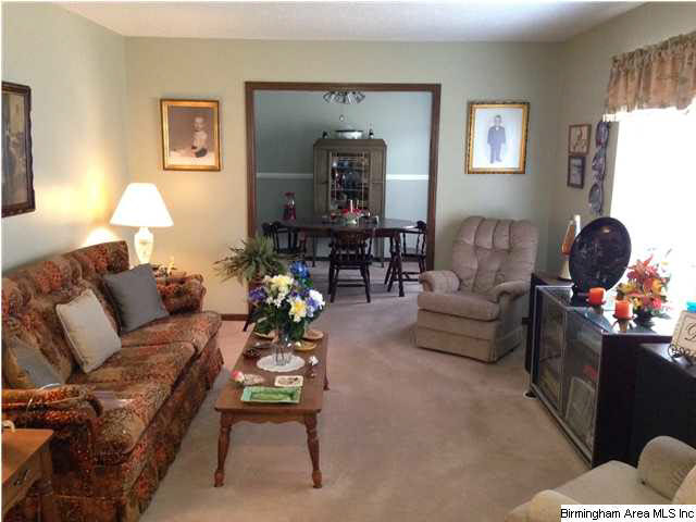 816 2nd Avenue Pleasant Grove, AL 35127 - Photo 3 of 12