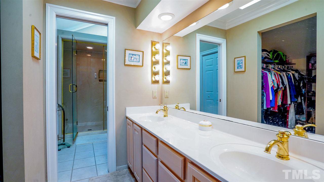 6937 Hunters Way Raleigh, NC 27615 - Photo 16 of 27