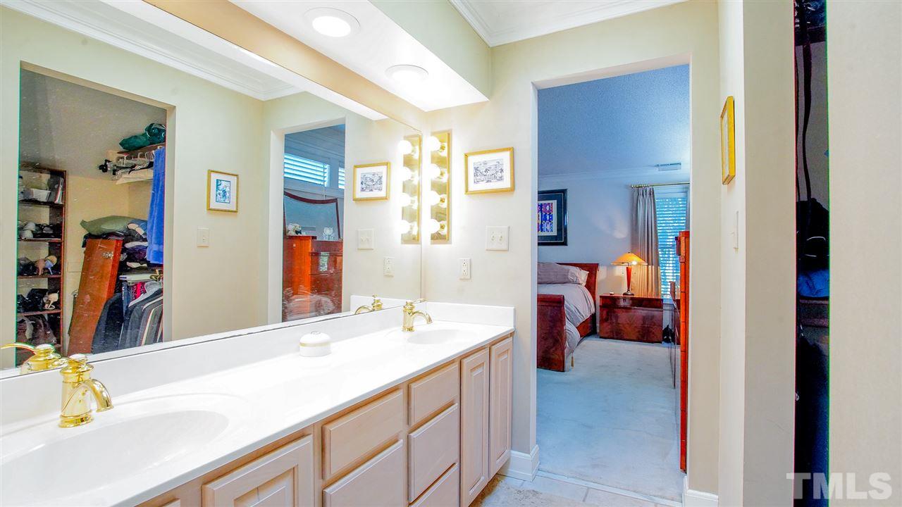 6937 Hunters Way Raleigh, NC 27615 - Photo 18 of 27