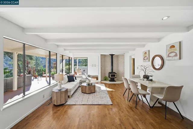 $2,438,000 | 38-38 Vista Del Mar, Orinda, CA 94563