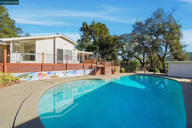 $2,438,000 | 38-38 Vista Del Mar, Orinda, CA 94563