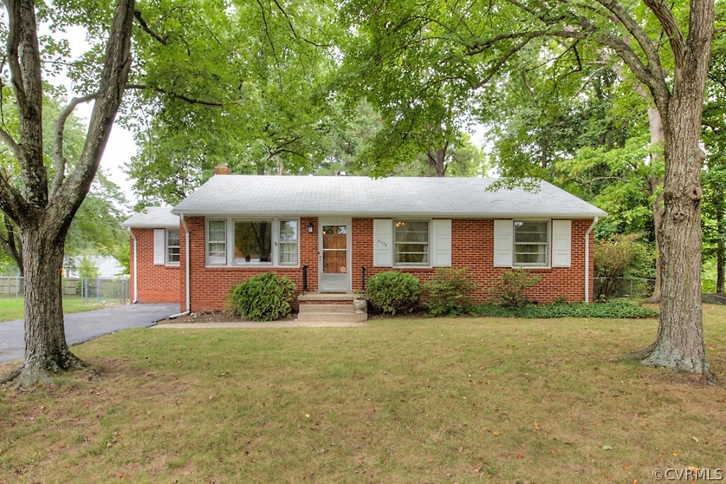 5736 Fieldstone Road North Chesterfield, VA 23234 - Photo 1 of 17 Welcome home to 5736 Fieldstone Rd, North Chesterf