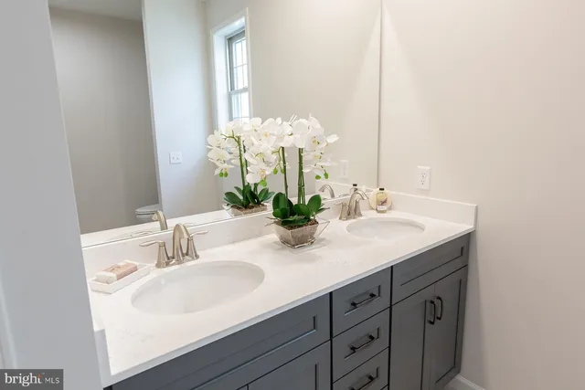 $549,900 | 606 Greenbriar Path, Cochranville, PA 19330