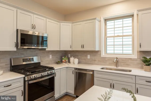 $549,900 | 606 Greenbriar Path, Cochranville, PA 19330