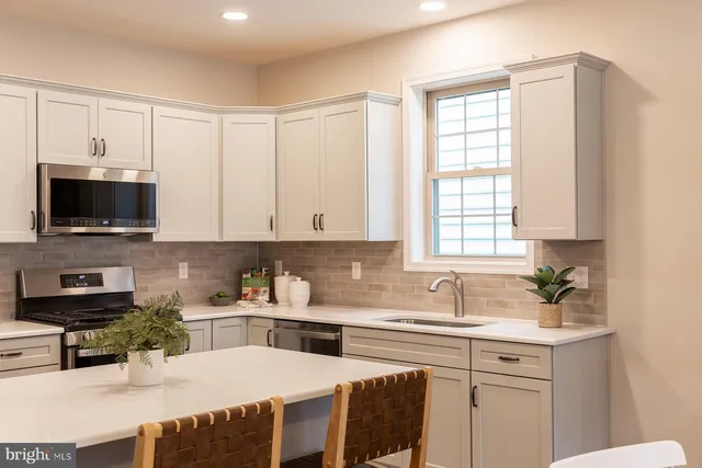 $549,900 | 606 Greenbriar Path, Cochranville, PA 19330