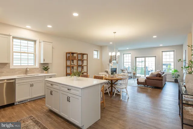 $549,900 | 606 Greenbriar Path, Cochranville, PA 19330