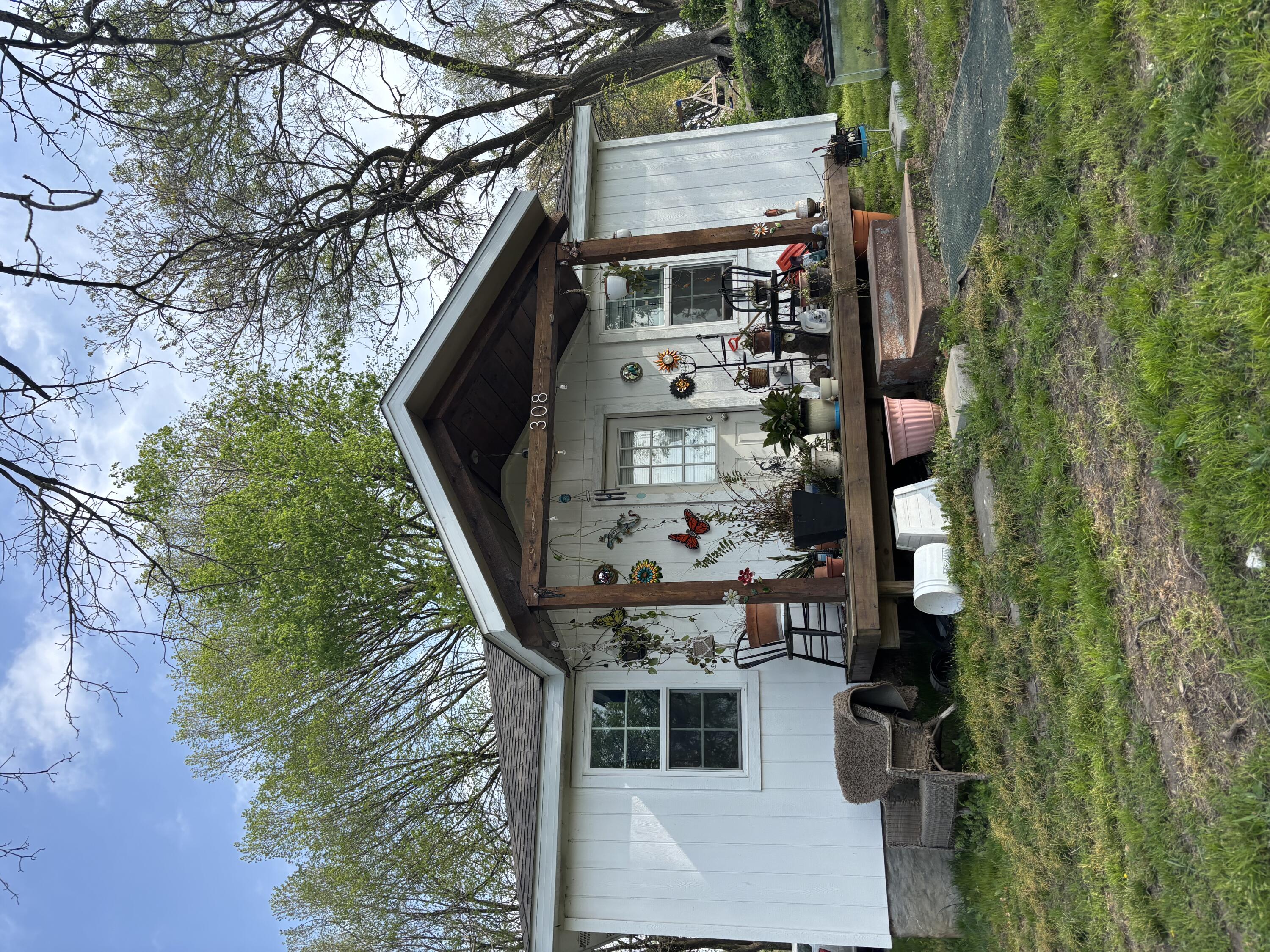 308 West Myrtle Monett, MO 65708 - Photo 1 of 4 Front