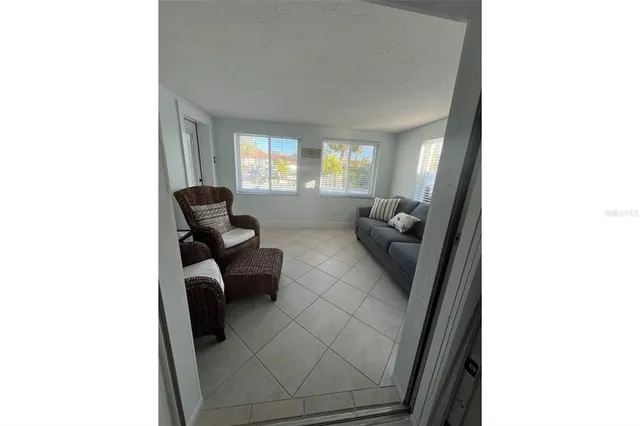 $18,000 | 345 Avenida Leona, Sarasota, FL 34242