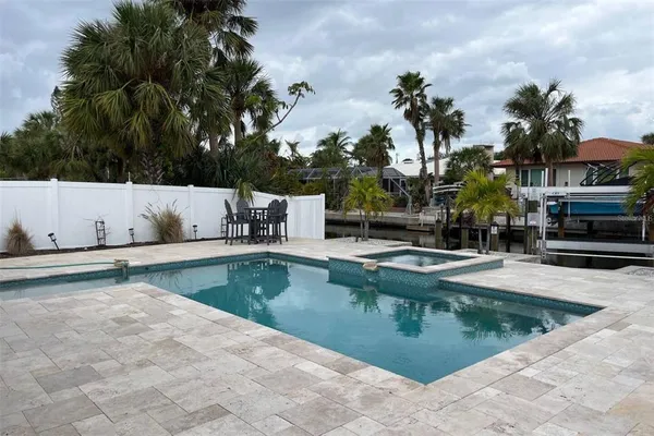 $18,000 | 345 Avenida Leona, Sarasota, FL 34242