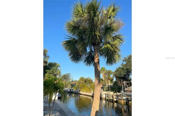 $18,000 | 345 Avenida Leona, Sarasota, FL 34242