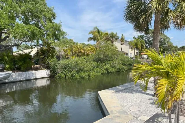 $18,000 | 345 Avenida Leona, Sarasota, FL 34242