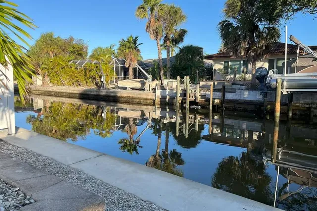 $18,000 | 345 Avenida Leona, Sarasota, FL 34242