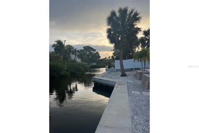 $18,000 | 345 Avenida Leona, Sarasota, FL 34242