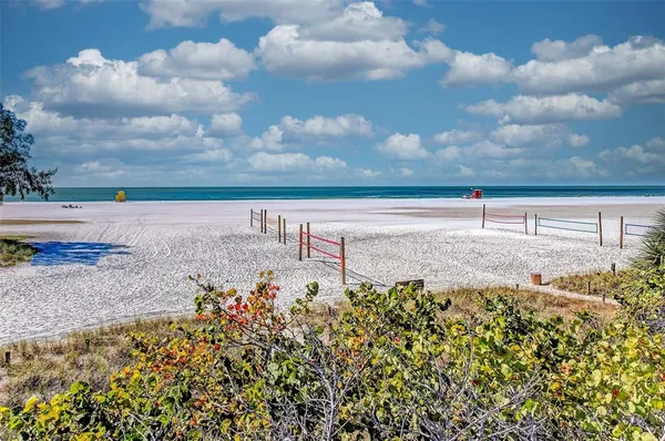 $18,000 | 345 Avenida Leona, Sarasota, FL 34242