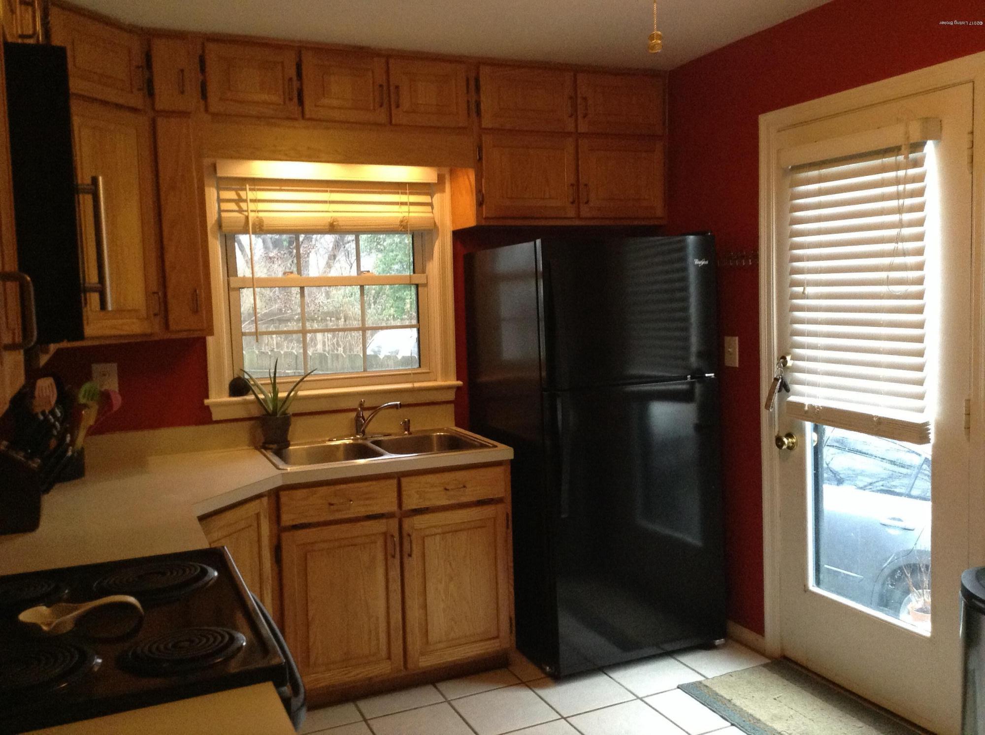 3225 Radiance Road Louisville, KY 40220 - Photo 14 of 55 image