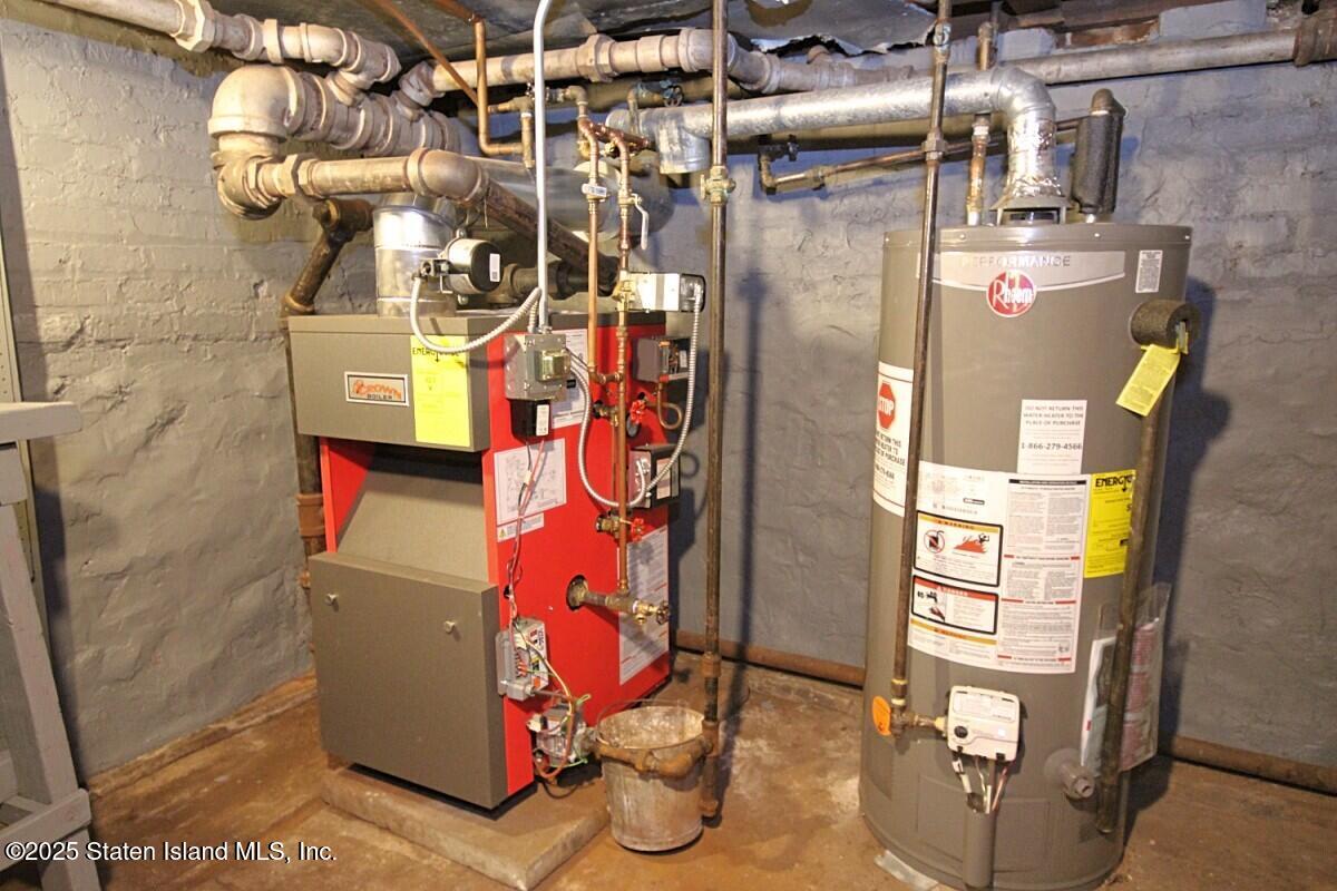 443 Edinboro Road Staten Island, NY 10306 - Photo 29 of 33 49 edinbor