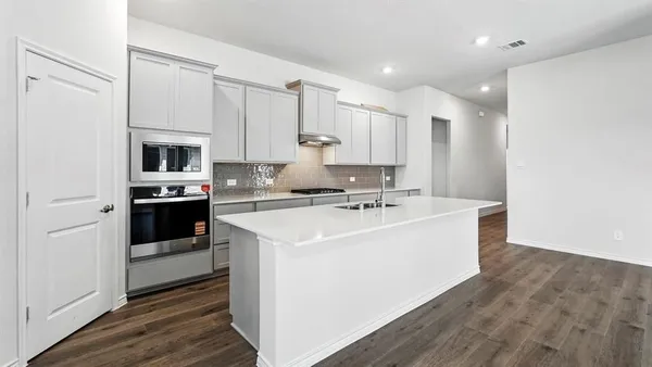 $2,995 | 2144 Mantua Farm Boulevard, Anna, TX 75409