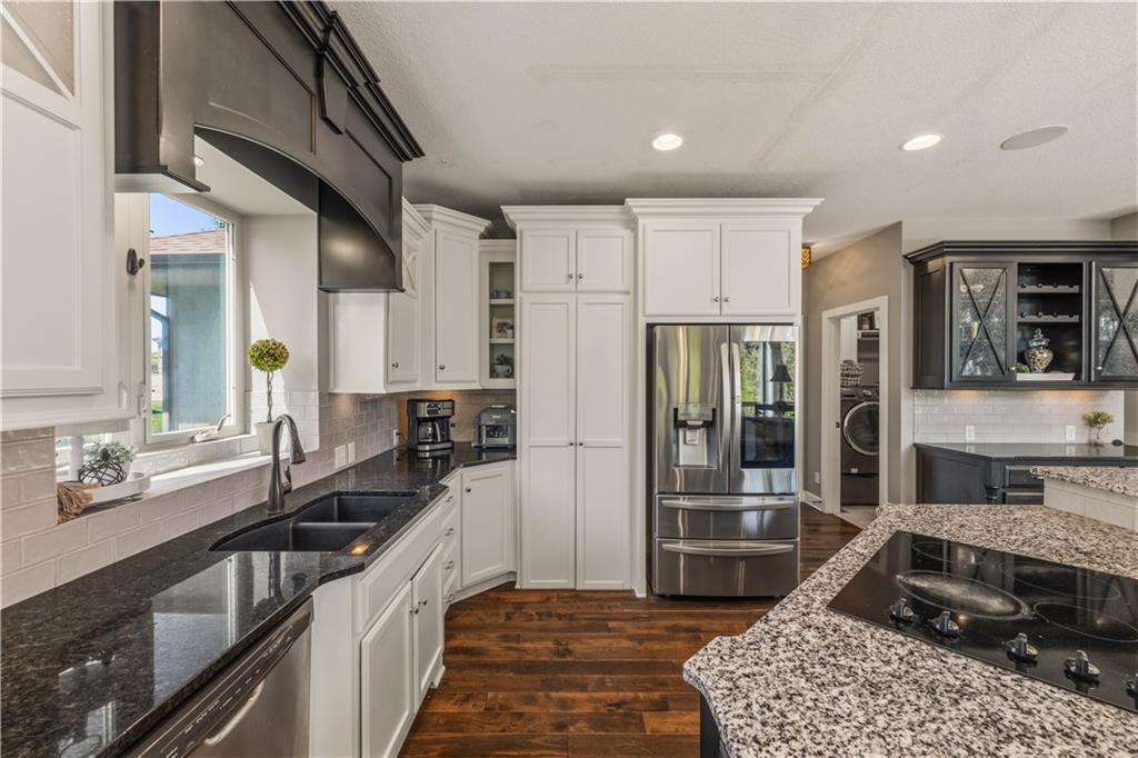 1104 Lakecrest Circle Raymore, MO 64083 - Photo 26 of 94