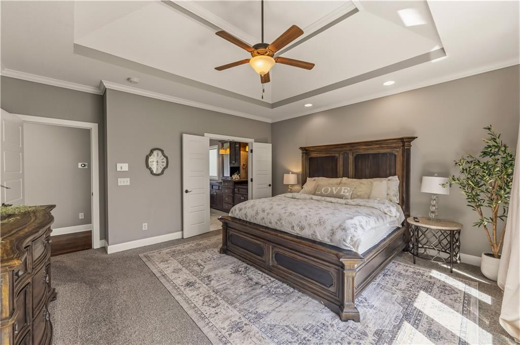 1104 Lakecrest Circle Raymore, MO 64083 - Photo 40 of 94