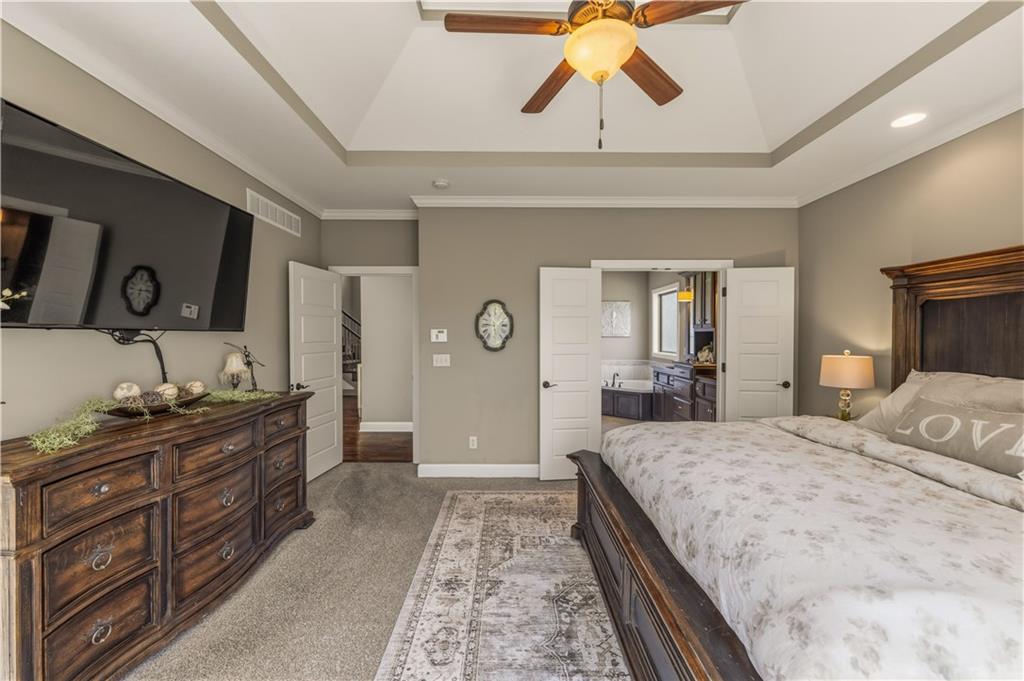 1104 Lakecrest Circle Raymore, MO 64083 - Photo 41 of 94