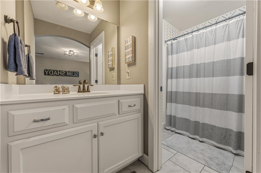 1104 Lakecrest Circle Raymore, MO 64083 - Photo 59 of 94