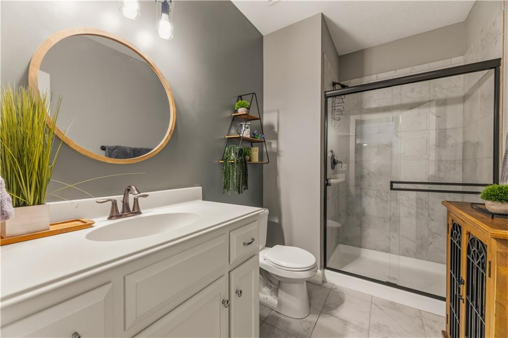 1104 Lakecrest Circle Raymore, MO 64083 - Photo 74 of 94