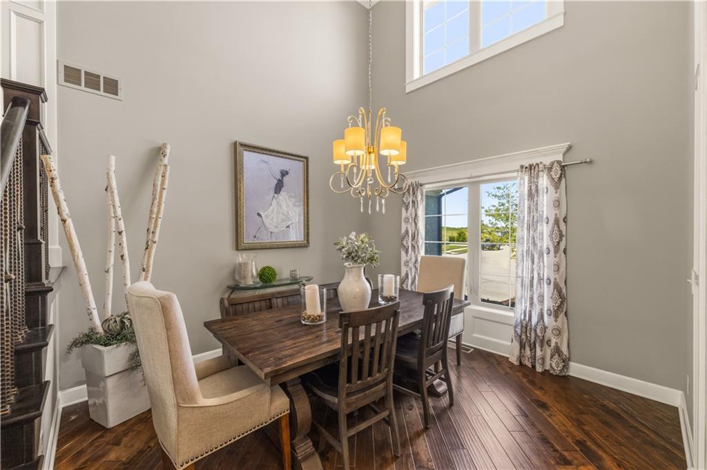 1104 Lakecrest Circle Raymore, MO 64083 - Photo 8 of 94