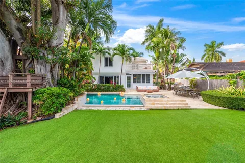 $2,949,999 | 5237 Alton Road, Miami Beach, FL 33140
