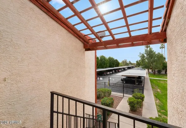 $1,299 | 4211 East Palm Lane, Unit 202, Phoenix, AZ 85008