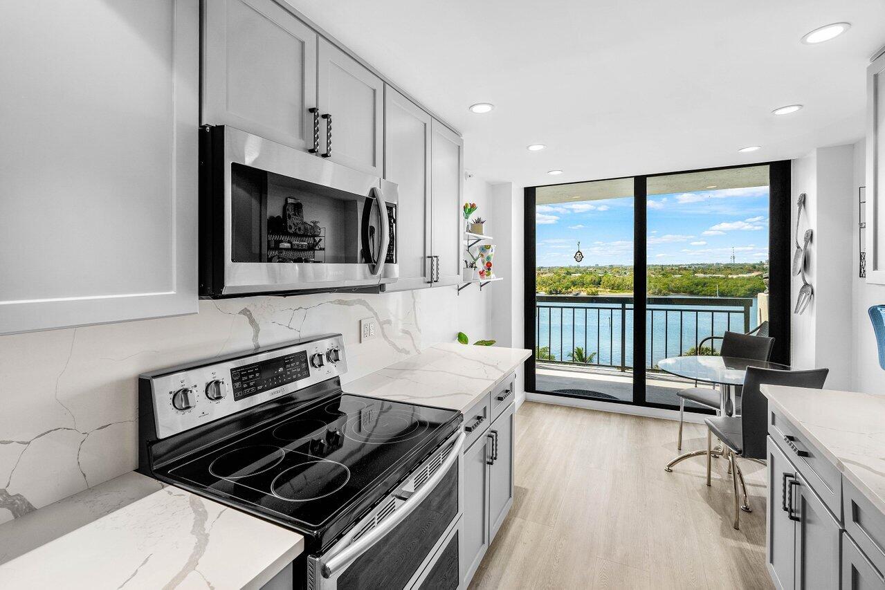 2003 North Ocean Boulevard, Unit 904 Boca Raton, FL 33431 - Photo 14 of 56 019-2003NorthOceanBoulevard-904-BocaRato