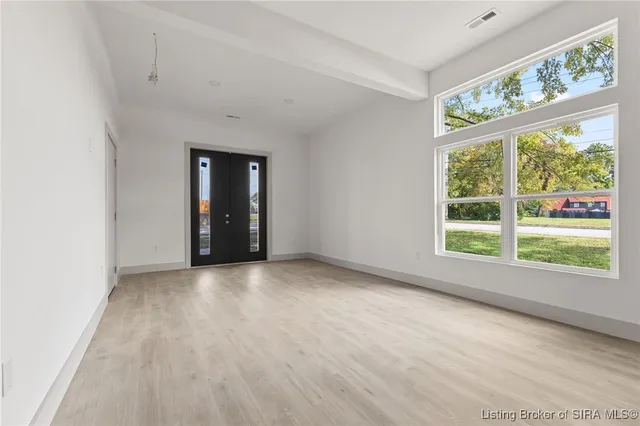 $356,000 | 1622 Scott Street, Jeffersonville, IN 47130