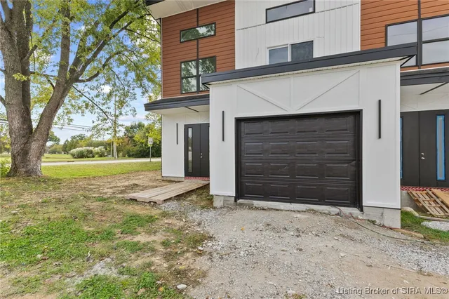 $356,000 | 1622 Scott Street, Jeffersonville, IN 47130