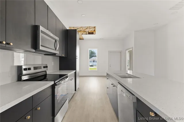 $356,000 | 1622 Scott Street, Jeffersonville, IN 47130