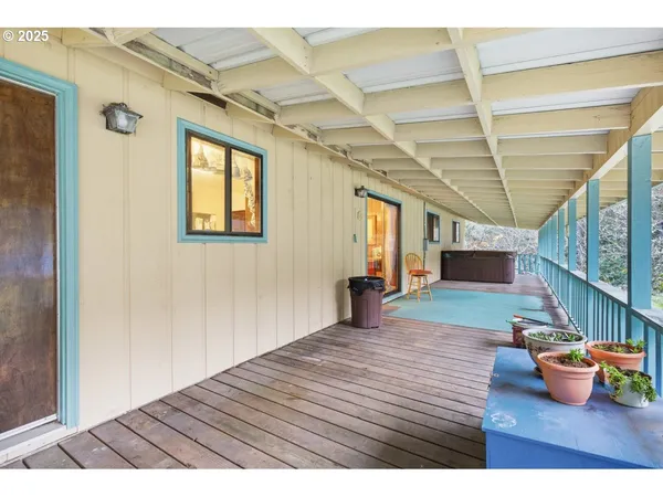 $435,000 | 2100 Boyer Road, Riddle, OR 97469