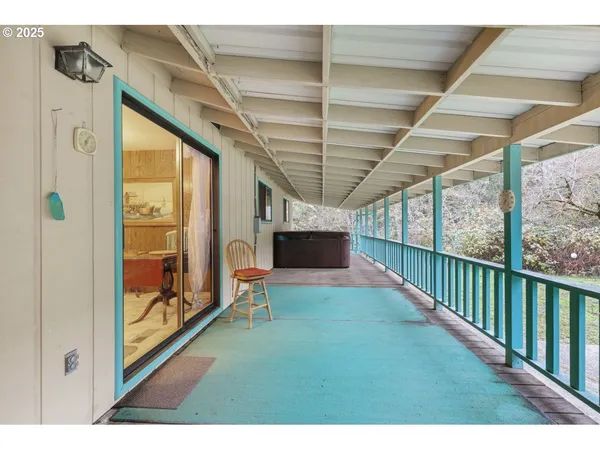 $435,000 | 2100 Boyer Road, Riddle, OR 97469