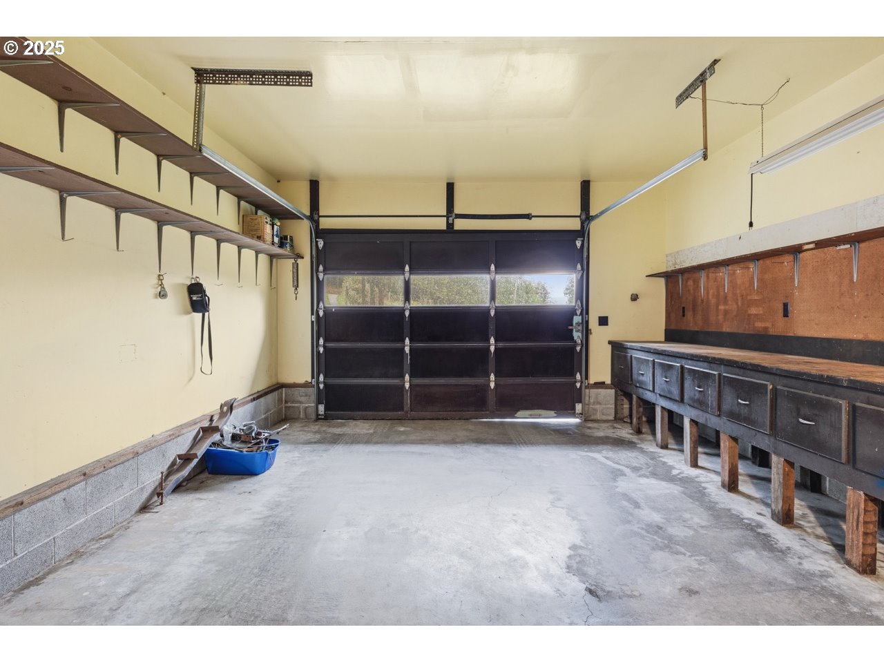 2100 Boyer Road Riddle, OR 97469 - Photo 22 of 33 a view of an empty room with gym equipment