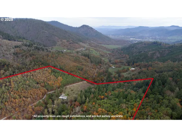 $435,000 | 2100 Boyer Road, Riddle, OR 97469