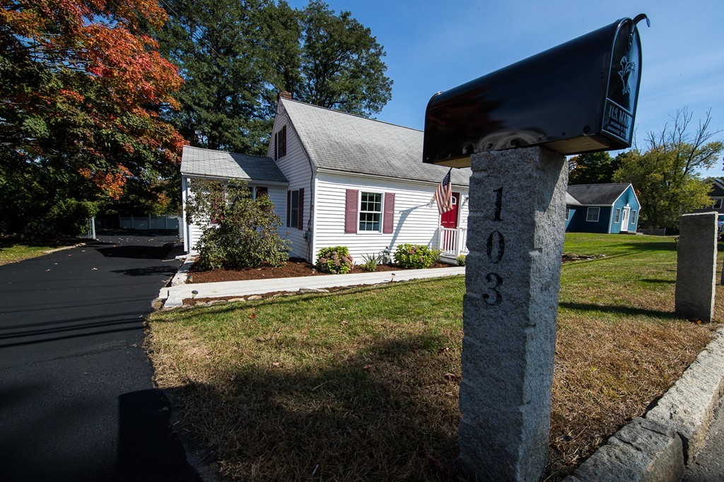 103 North Road Chelmsford, MA 01824 - Photo 1 of 29 a front view of house with yard