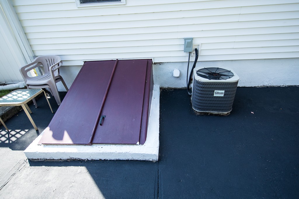 103 North Road Chelmsford, MA 01824 - Photo 9 of 29