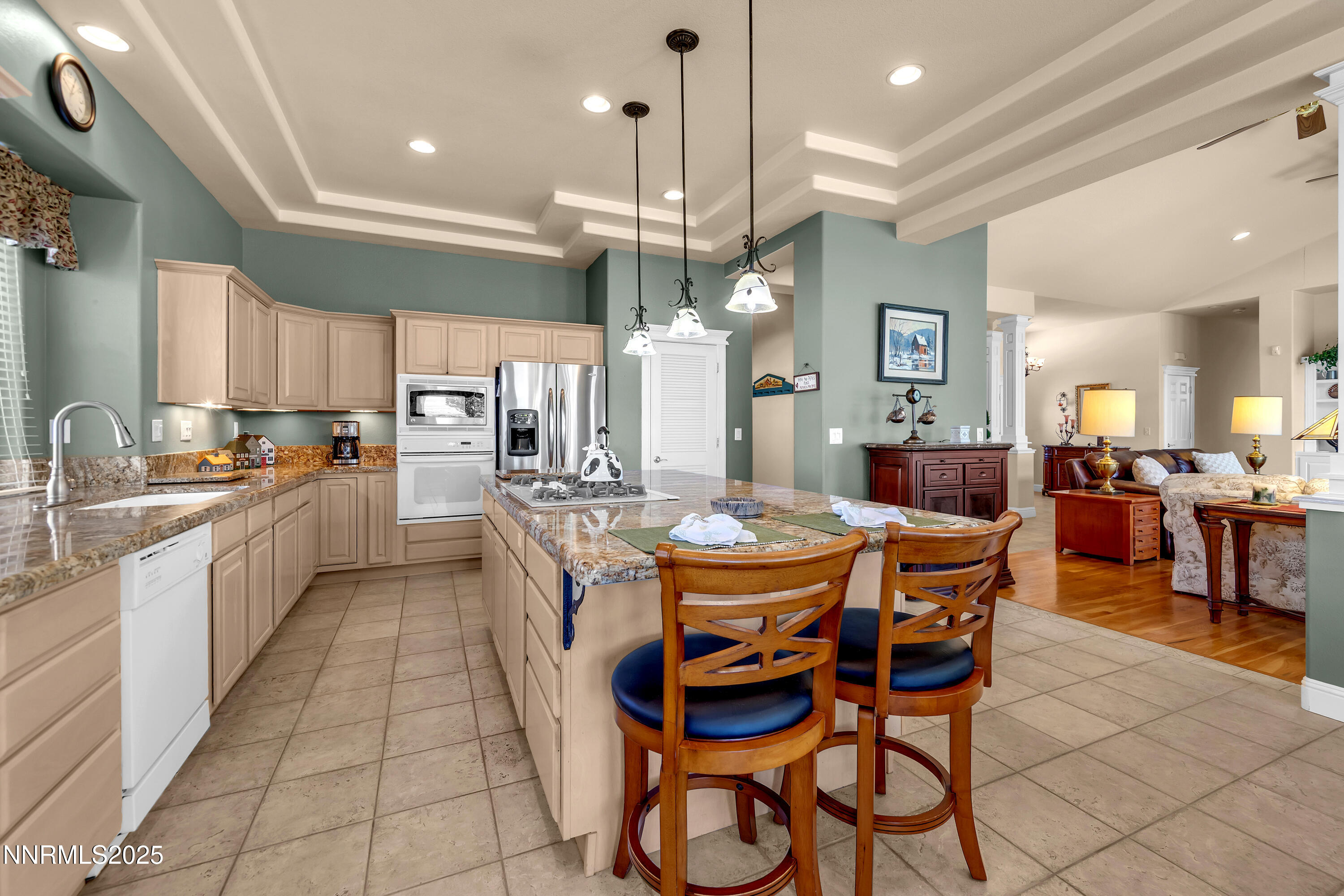 1860 Hidden Meadows Drive Reno, NV 89502 - Photo 11 of 34 HiddenMeadows1860-019