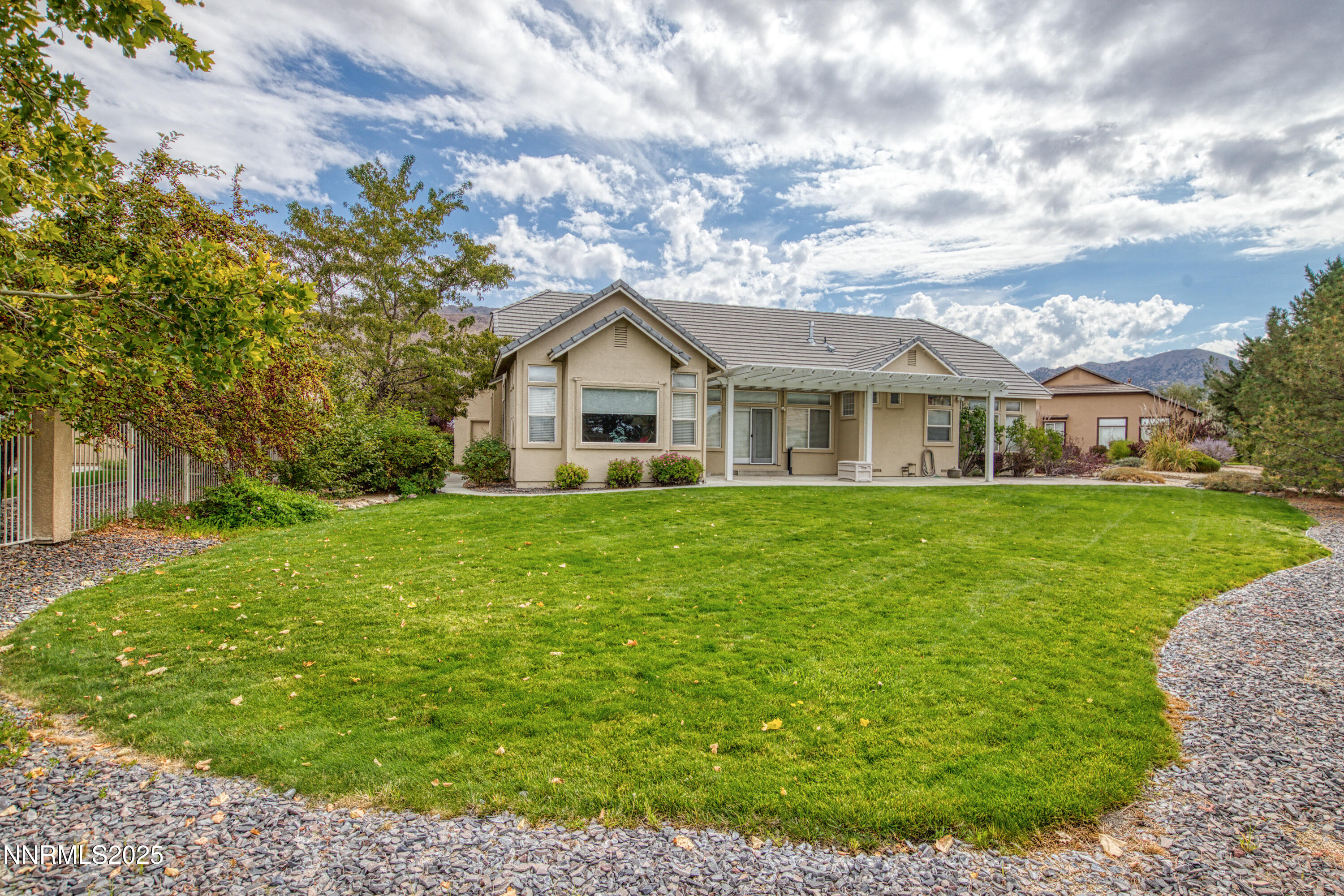 1860 Hidden Meadows Drive Reno, NV 89502 - Photo 32 of 34 HiddenMeadows1860-056