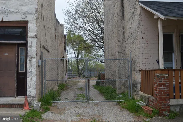 a view of a pathway of a building