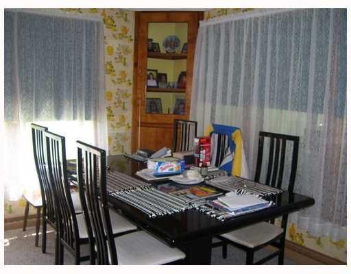 1088 State Rte 1025 New Bethlehem, PA 16242 - Photo 6 of 13 Dining Room.