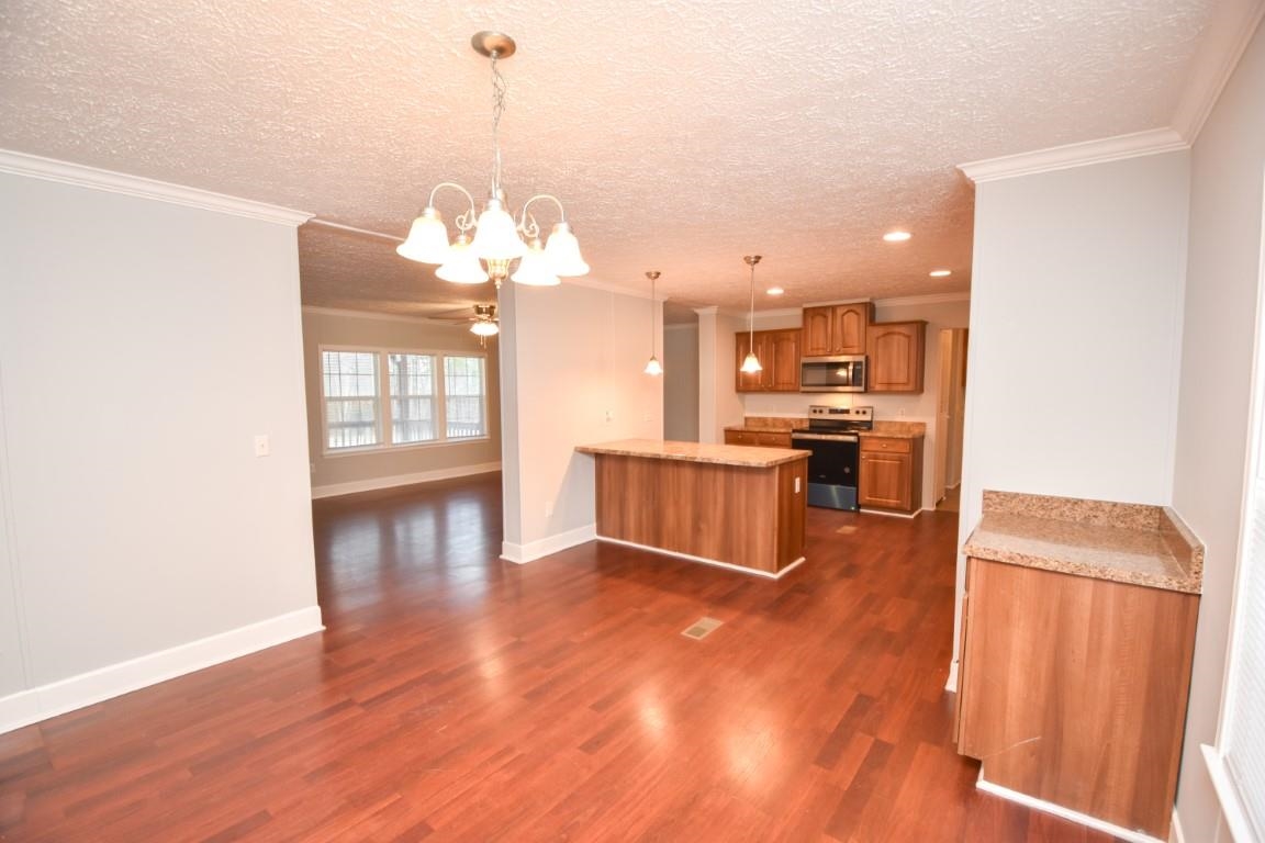 182 Berry Drive Gaffney, SC 29340 - Photo 11 of 29