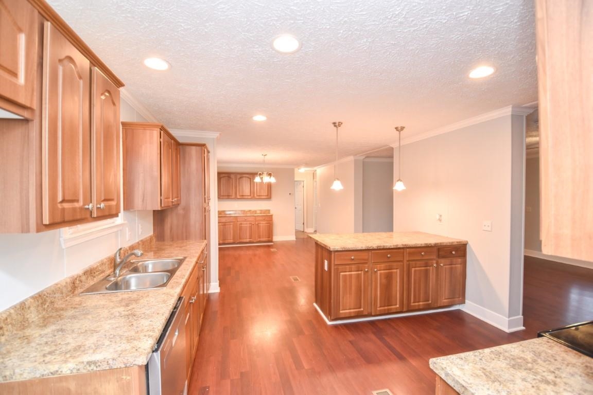 182 Berry Drive Gaffney, SC 29340 - Photo 13 of 29