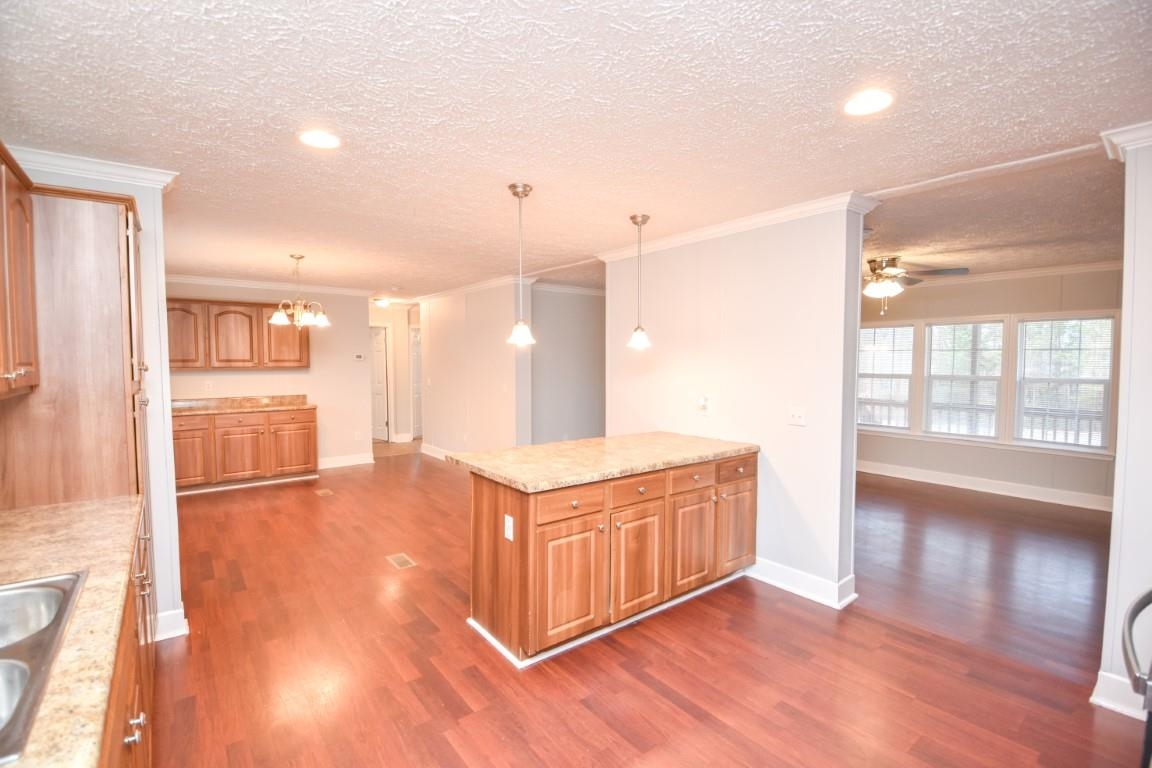 182 Berry Drive Gaffney, SC 29340 - Photo 8 of 29