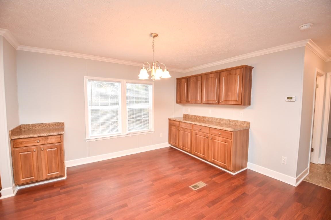 182 Berry Drive Gaffney, SC 29340 - Photo 9 of 29