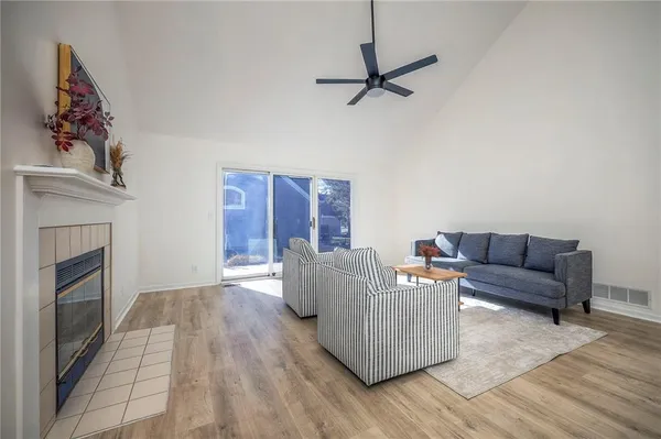 $399,900 | 9415 West 122nd Street, Overland Park, KS 66213