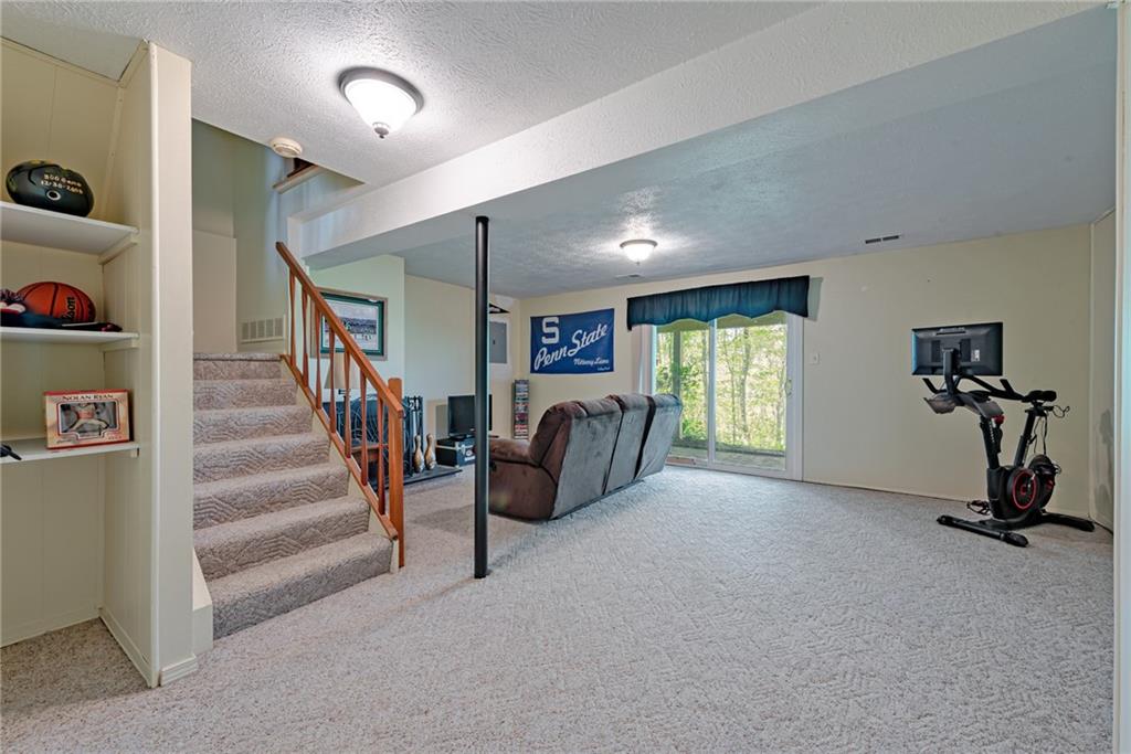2309 Firethorn Road Bridgeville, PA 15017 - Photo 18 of 22 Gallery Image 18